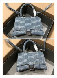 Picture of Balenciaga Lady Handbags _SKUfw123155309fw